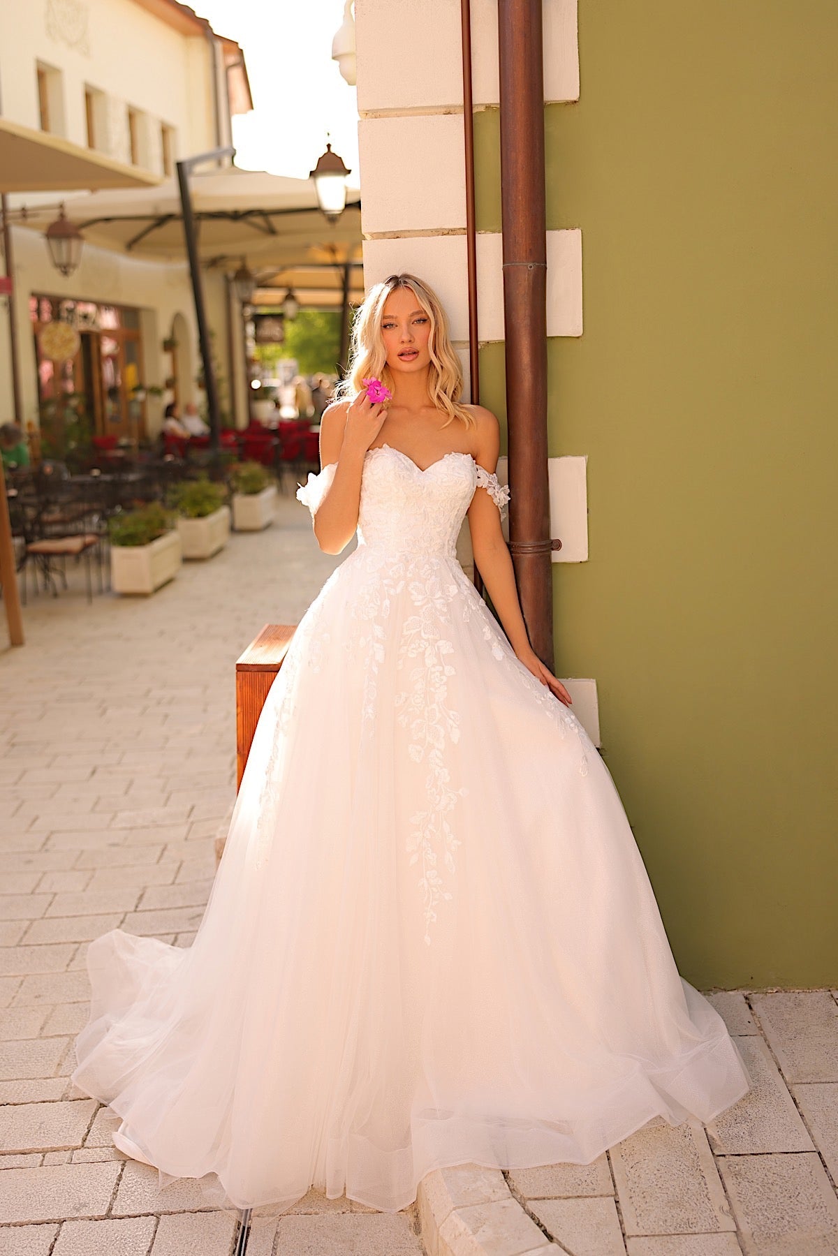 Stylish Hair Looks For The Bride-To-Be