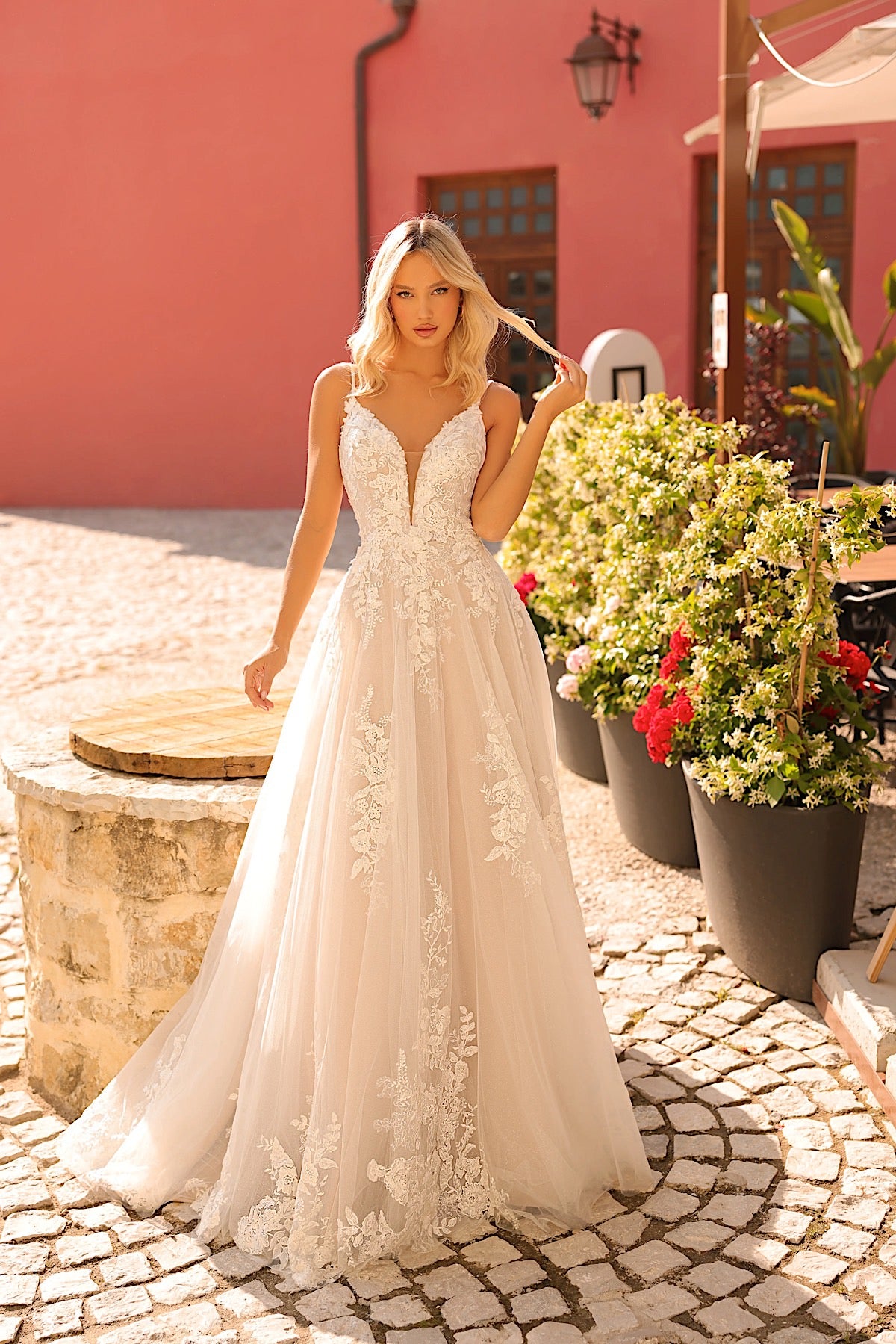 BRIDAL DRESS STYLE EMILY 84228