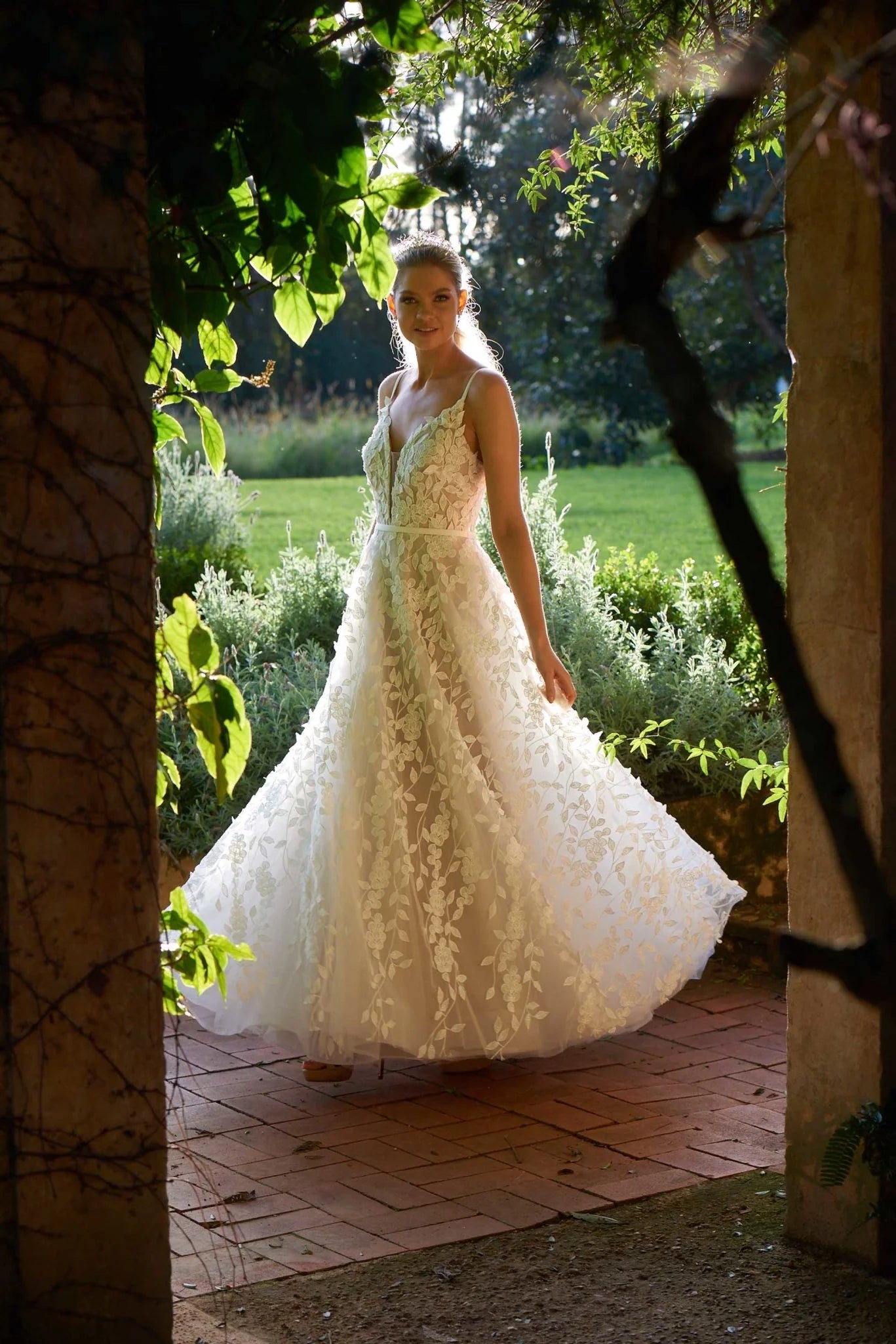 Wedding Dress Style Code TBC283